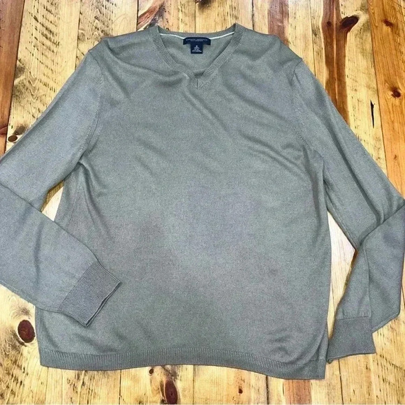 Banana Republic Mens Silk/Cashmere V-neck long sleeve pullover tan sweater - Picture 2 of 6